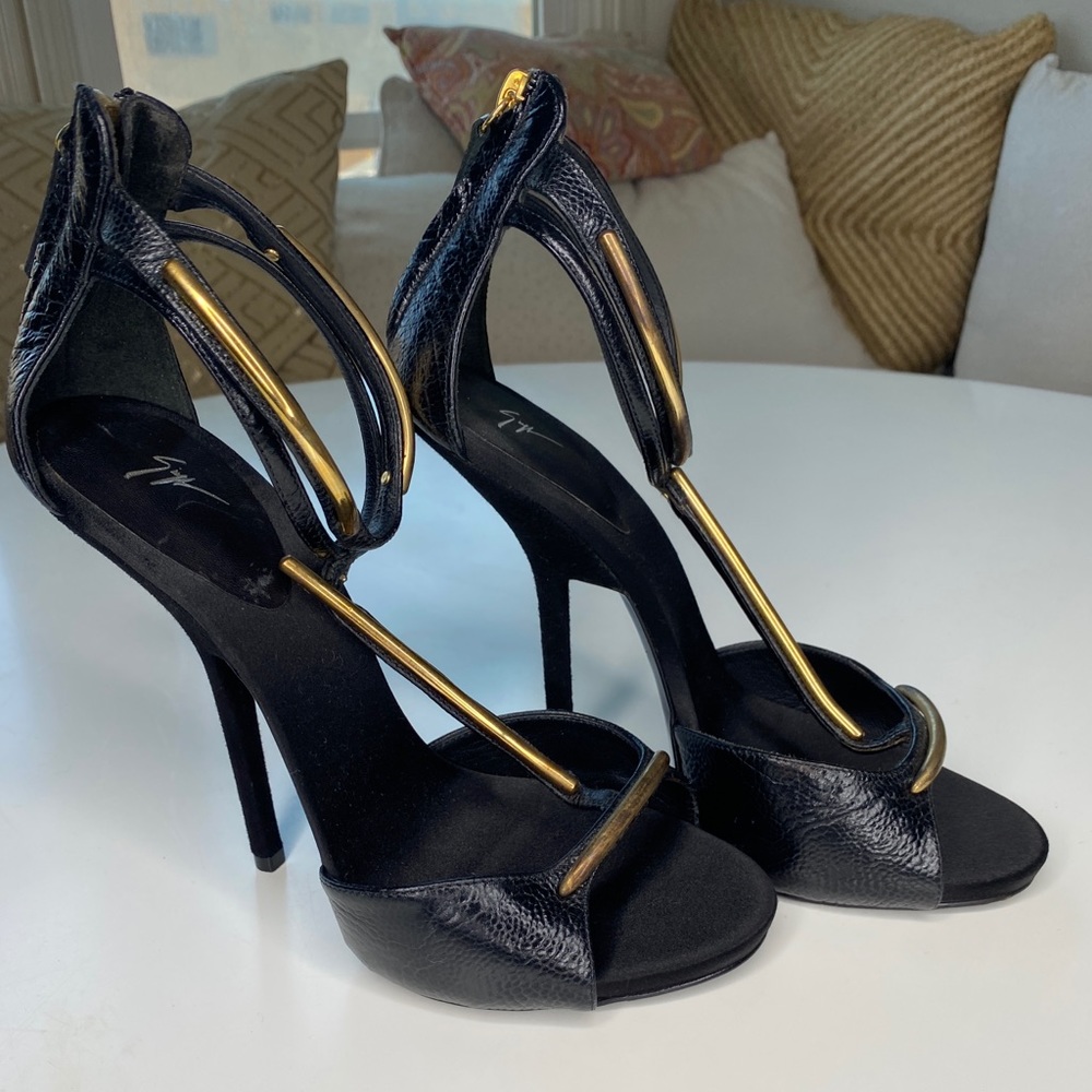 Giuseppe Zanotti embellished Stiletto